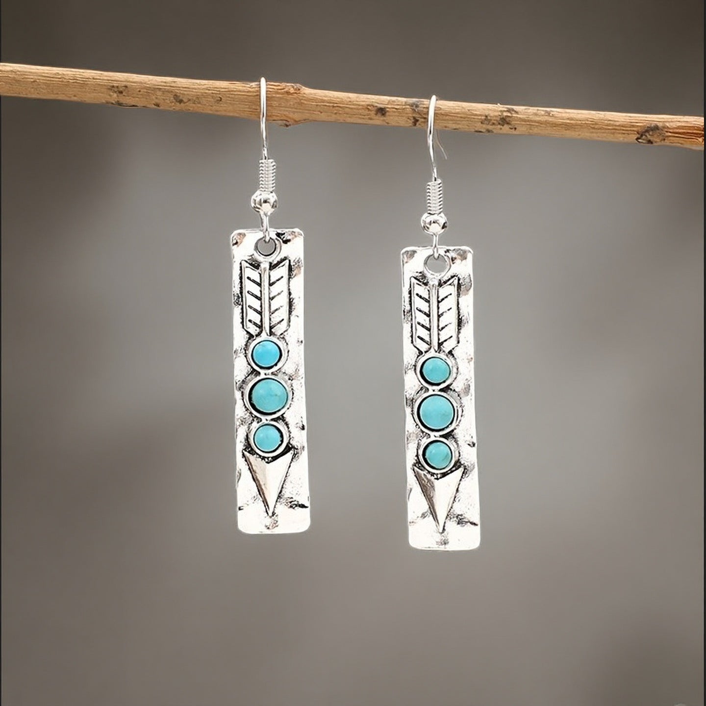 Charming Earring for Any Occasion