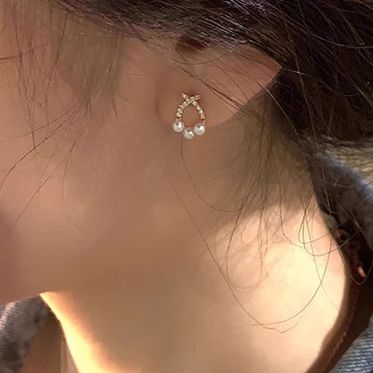 Charming Pearl Earring for Any Occasion