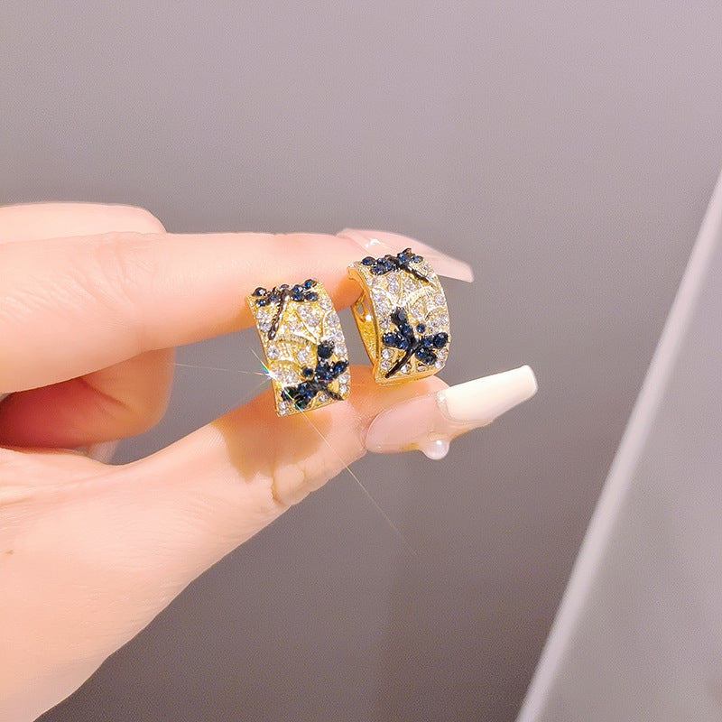 Classic Ring with Timeless Appeal