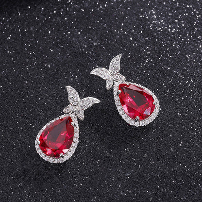 Charming Earring for Any Occasion