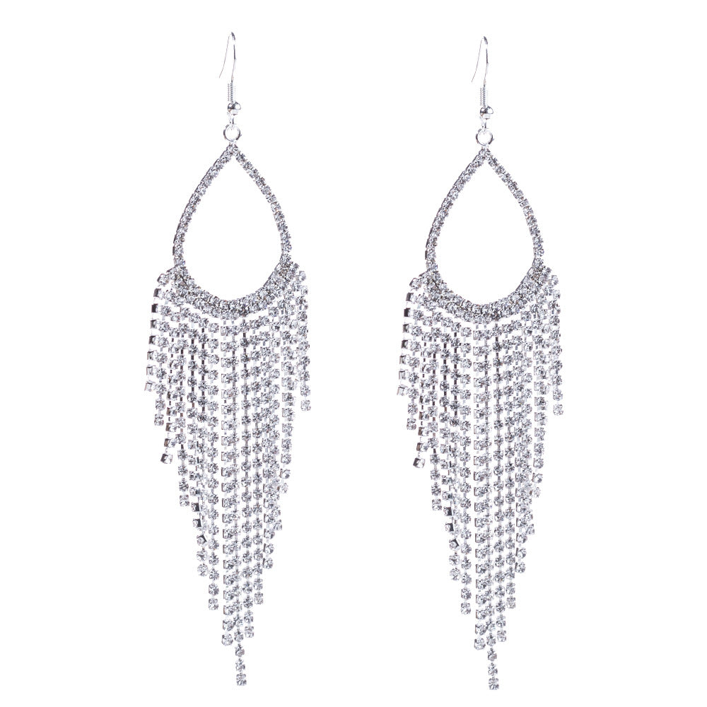 Charming Earring for Any Occasion
