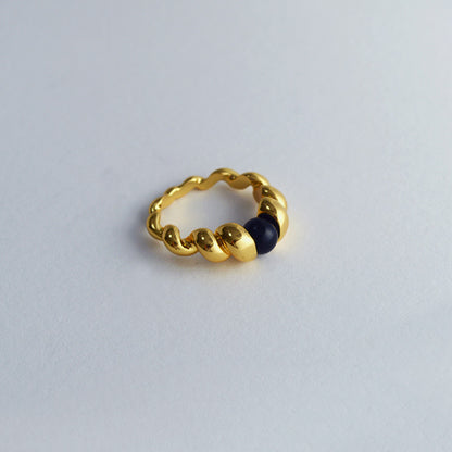 Elegant Gold Ring for Every Occasion