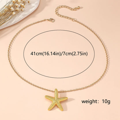 Romantic Gold Necklace for Special Moments