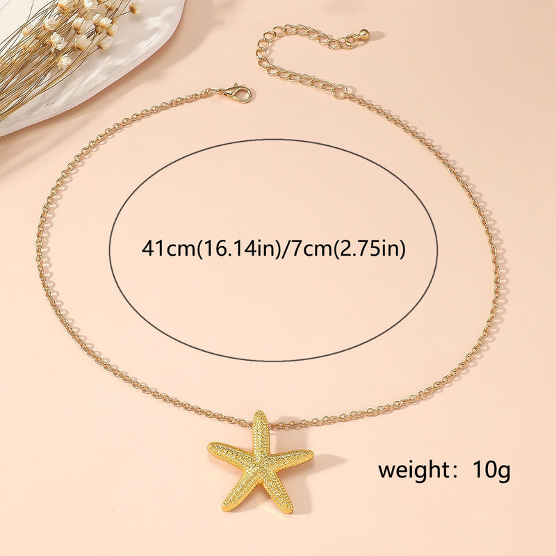 Romantic Gold Necklace for Special Moments