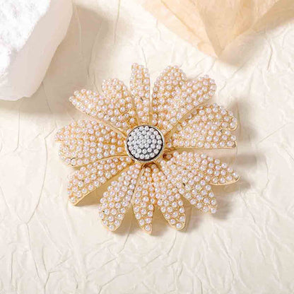Charming Piece for Any Occasion