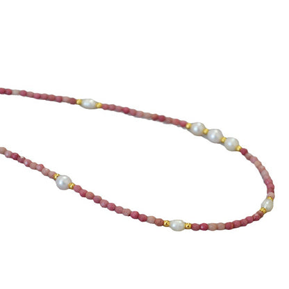 Beautiful Pearl Necklace with Unique Style