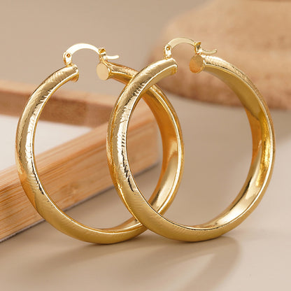 Charming Piece for Any Occasion