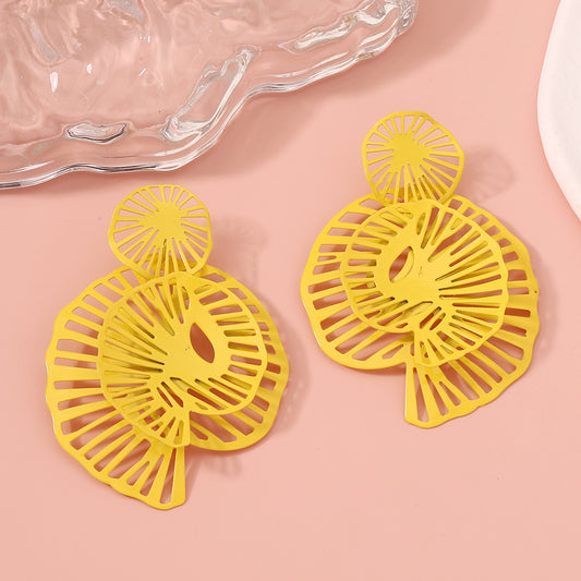 Charming Earring for Any Occasion