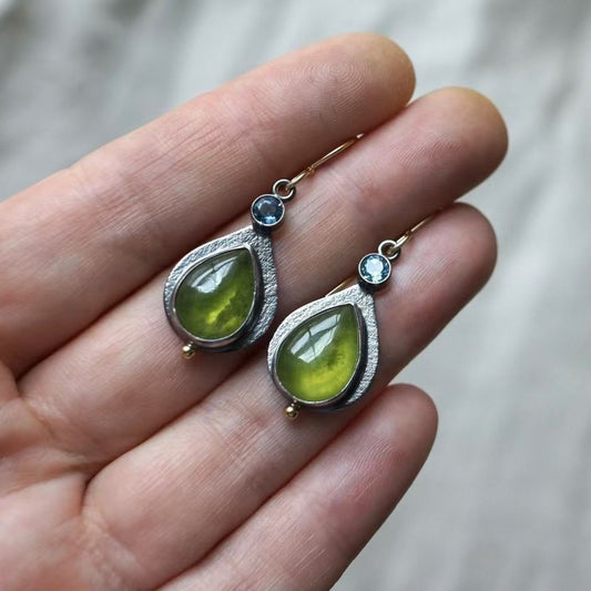 Charming Earring for Any Occasion