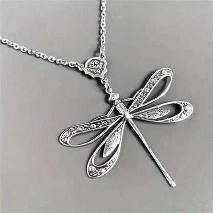 Stunning Necklace for Daily Wear