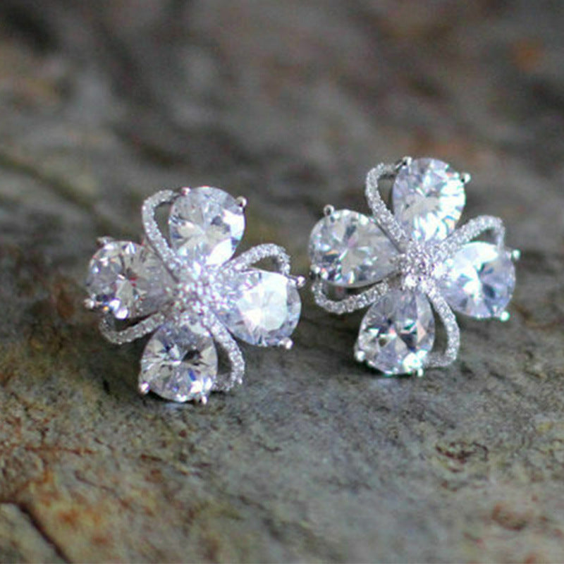 Elegant Earring for Every Occasion