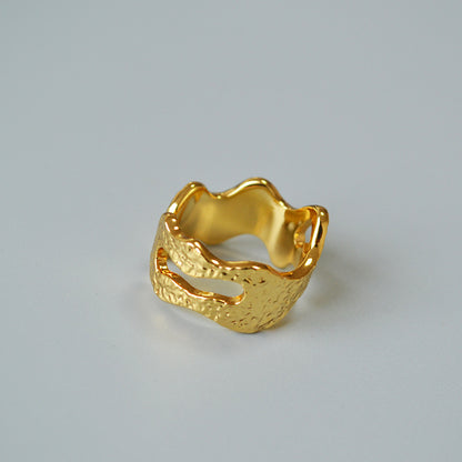 Stunning Gold Ring for Daily Wear