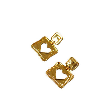 Elegant Silver Earring for Every Occasion