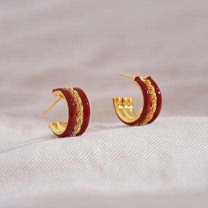 Elegant Gold Earring for Every Occasion