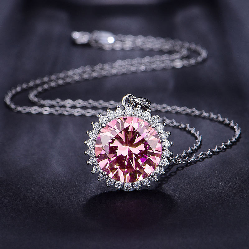 Elegant Gold Necklace for Every Occasion