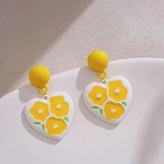 Vintage Handmade Earring