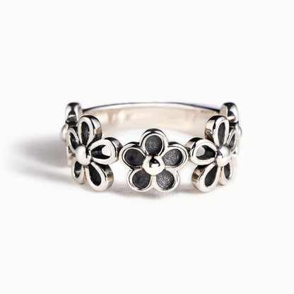 Charming Ring for Any Occasion