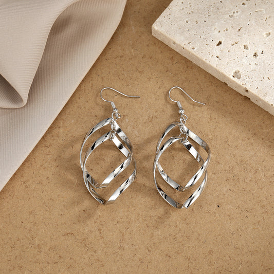 Charming Earring for Any Occasion