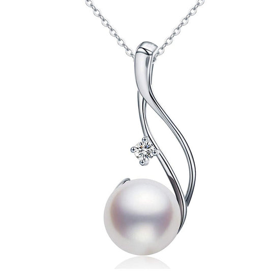 Vintage Handmade Pearl Necklace