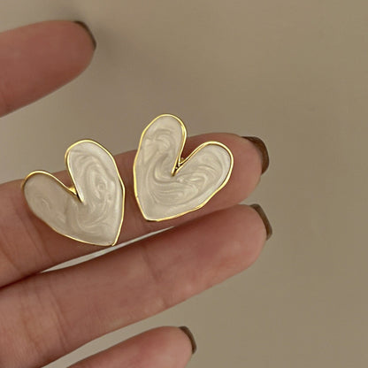 Romantic Earring for Special Moments
