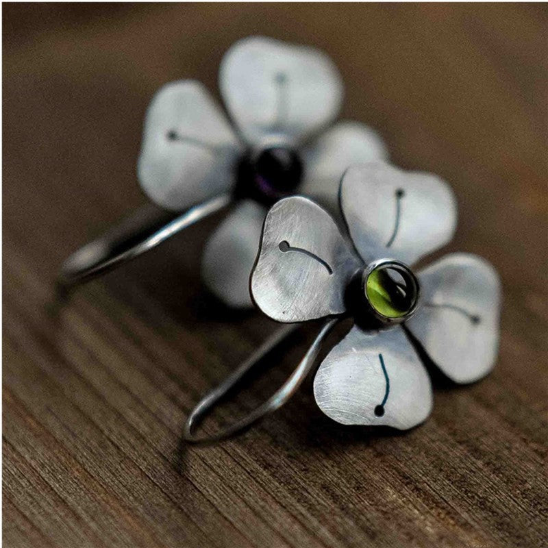 Beautiful Pearl Earring with Unique Style