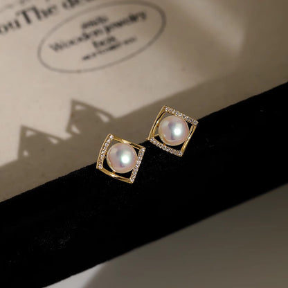 Classic Earring with Timeless Appeal