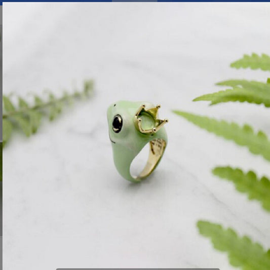 Charming Ring for Any Occasion
