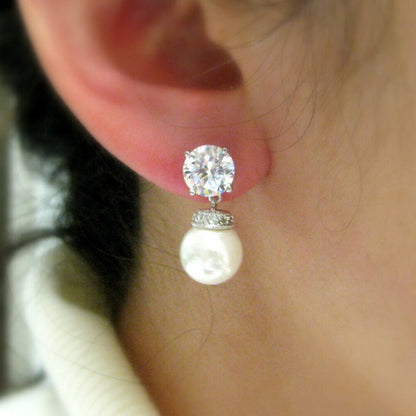 Romantic Pearl Earring for Special Moments