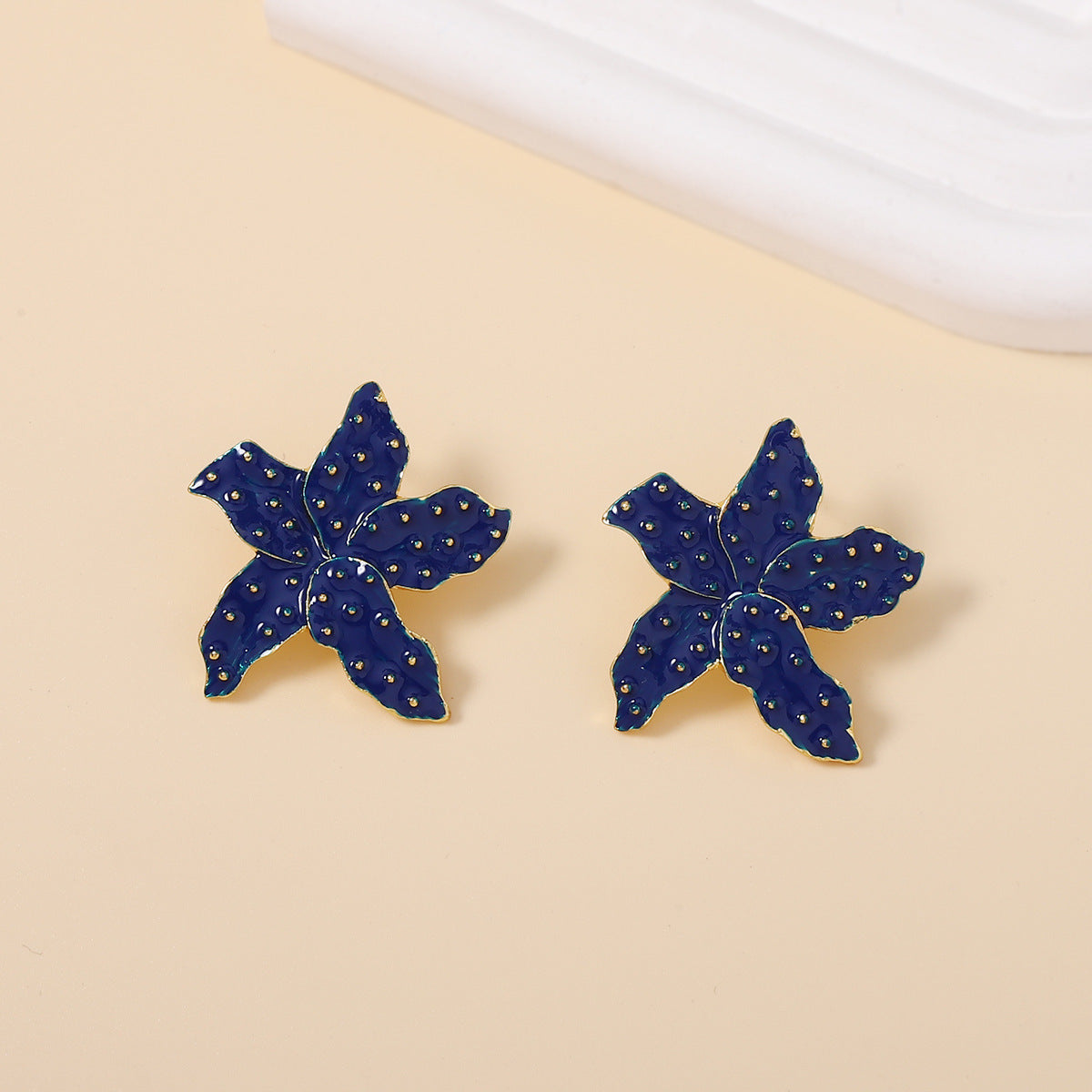 Vintage Handmade Earring