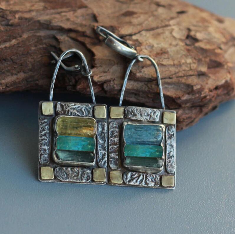 Stunning Earring for Daily Wear
