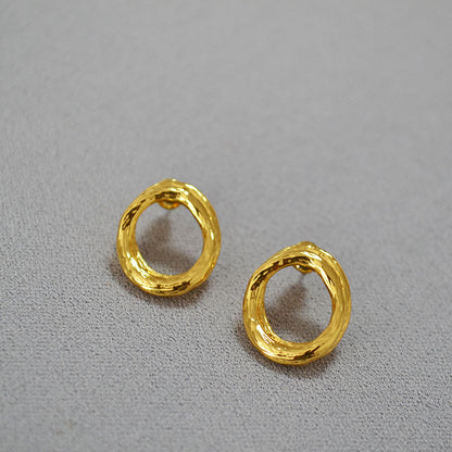 Beautiful Gold Earring with Unique Style