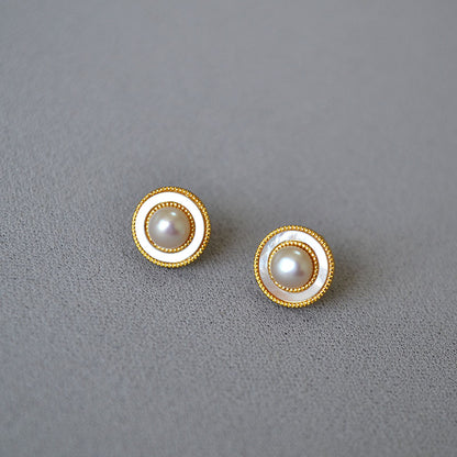 Elegant Silver Earring for Every Occasion