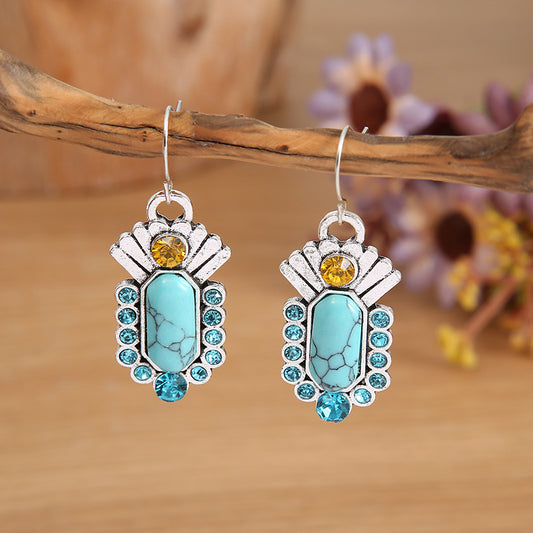 Beautiful Silver Earring with Unique Style