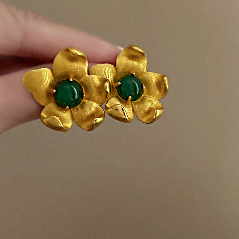 Vintage Handmade Gold Earring