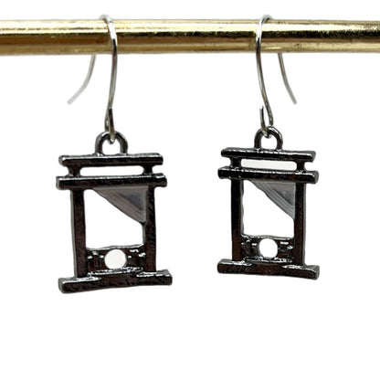 Charming Earring for Any Occasion