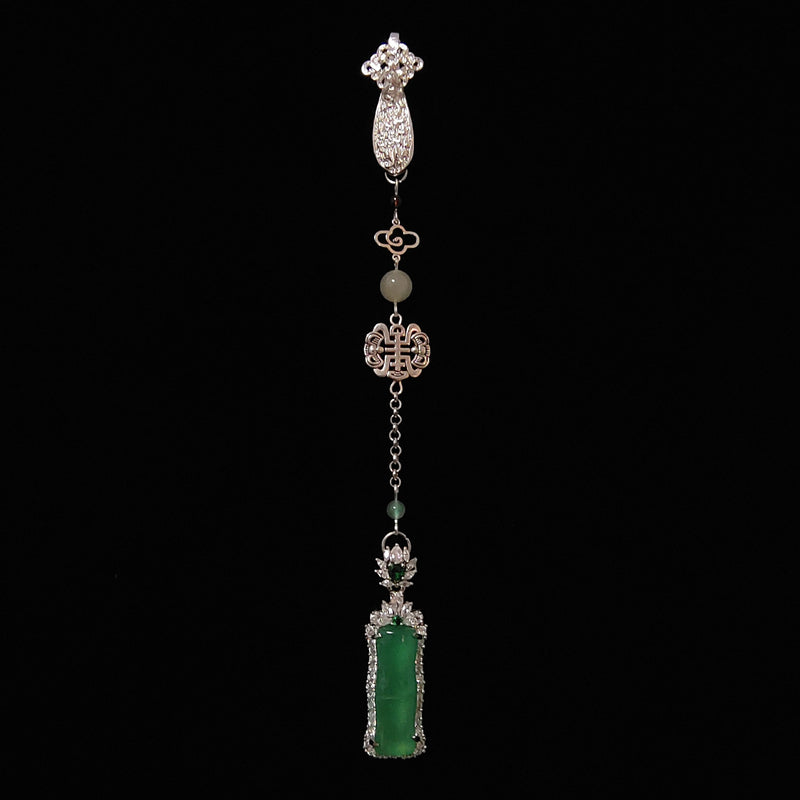 Elegant Pendant for Every Occasion