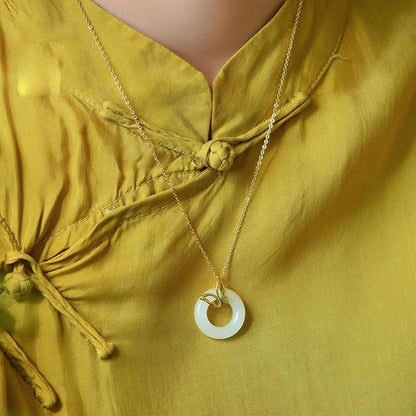 Stunning Gold Necklace for Daily Wear