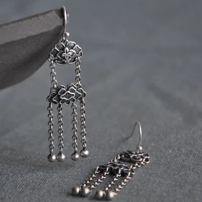 Stunning Gold Earring for Daily Wear