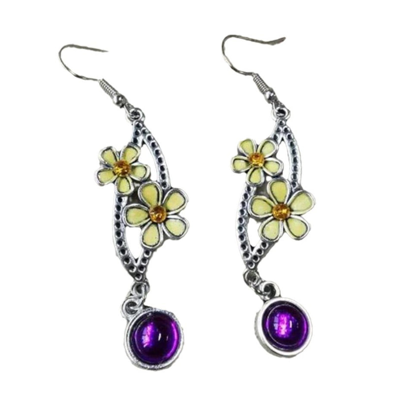 Beautiful Silver Earring with Unique Style