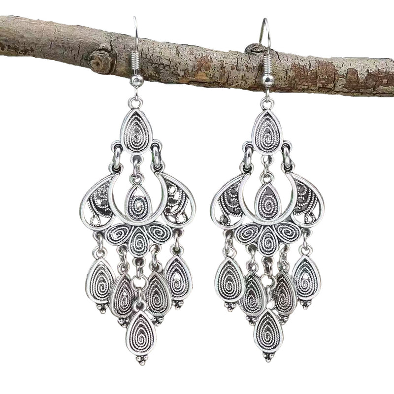 Charming Earring for Any Occasion