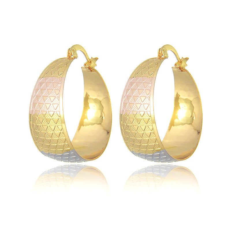 Classic Earring with Timeless Appeal