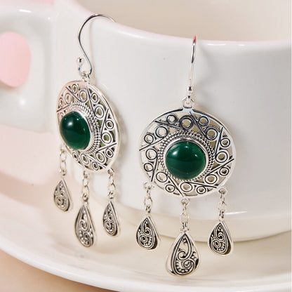 Charming Silver Earring for Any Occasion