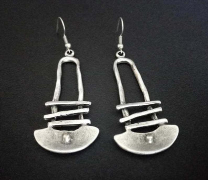 Classic Earring with Timeless Appeal