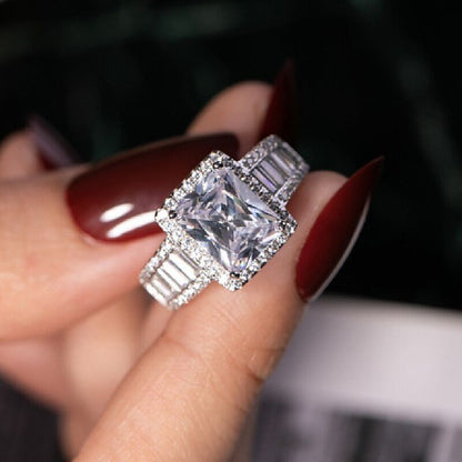 Elegant Ring for Every Occasion