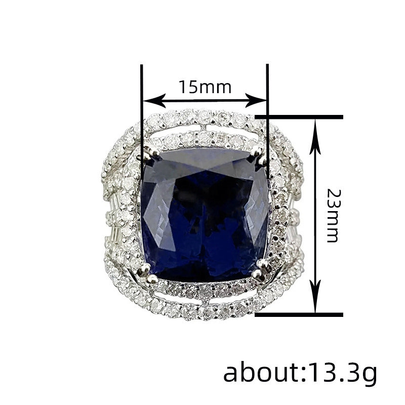 Beautiful Piece with Unique Style