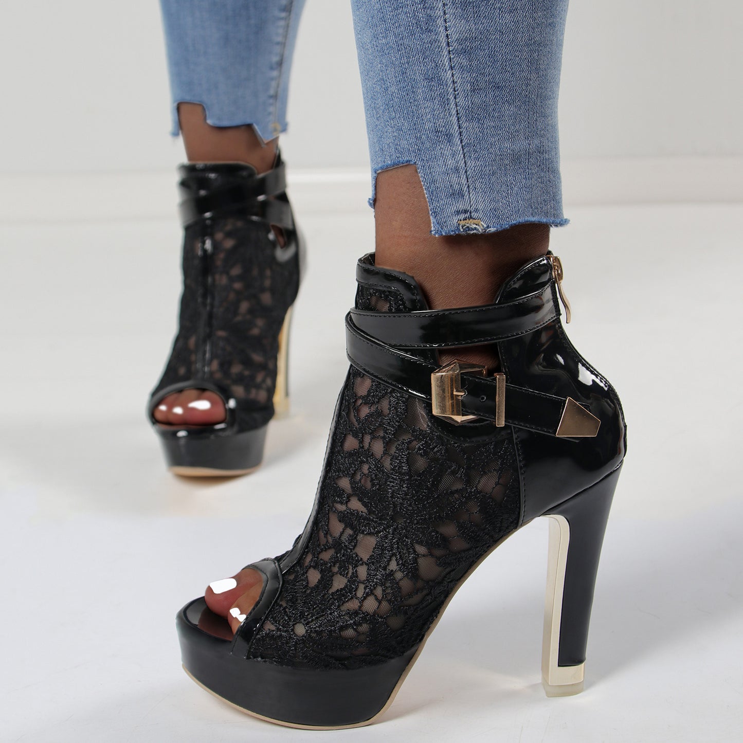 Classic Orthopedic Sandals with Timeless Style