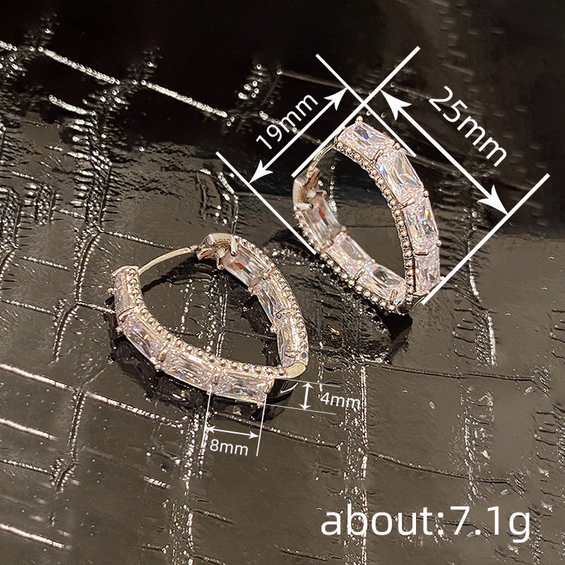 Elegant Earring for Every Occasion