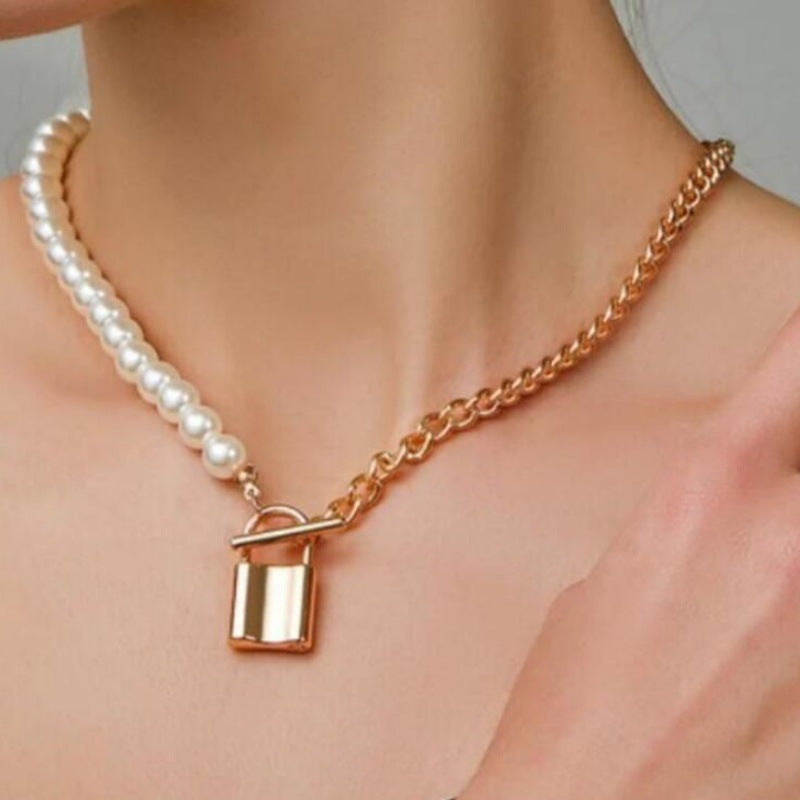 Charming Pearl Necklace for Any Occasion