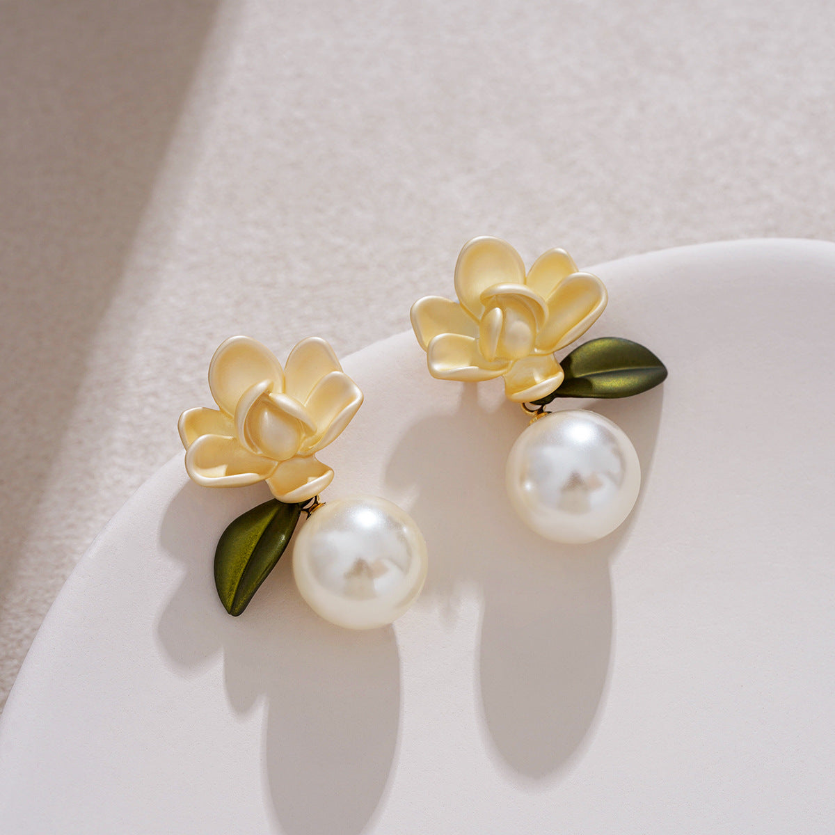 Elegant Pearl Earring for Every Occasion