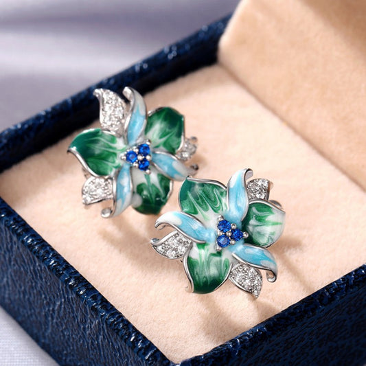 Charming Earring for Any Occasion